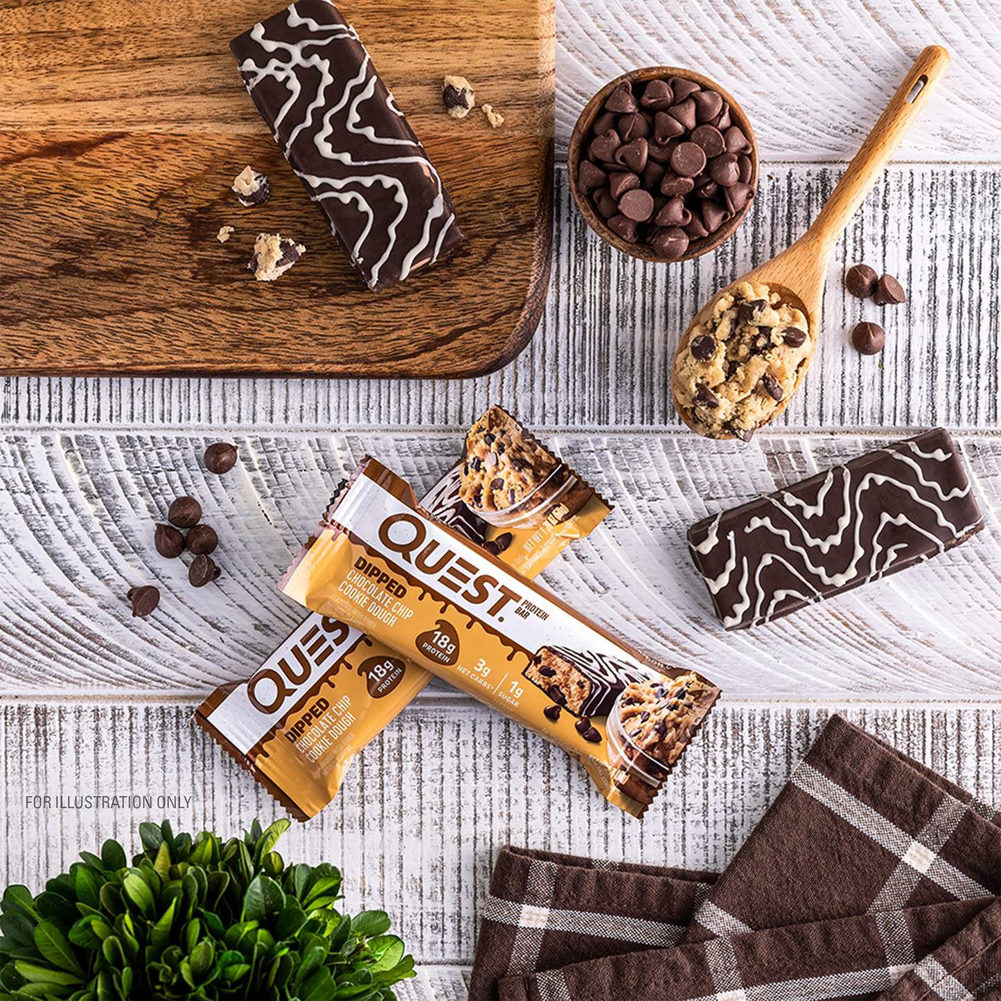 dipped-chocolate-chip-cookie-dough-protein-bar-i6 qst-012268_dipped-chocolate-chip-cookie-dough-protein-bar_7.png